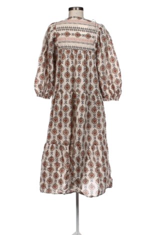 Rochie LC Waikiki, Mărime M, Culoare Multicolor, Preț 110,99 Lei
