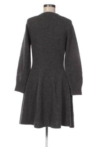 Šaty  Lacoste, Veľkosť M, Farba Sivá, Cena  142,00 €