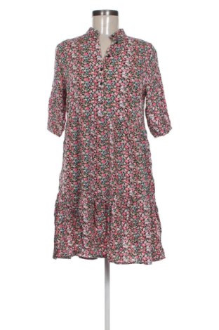 Rochie Last Queen, Mărime M, Culoare Multicolor, Preț 151,99 Lei