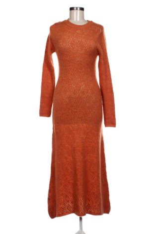 Рокля Mango, Размер S, Цвят Оранжев, Цена 21,47 €
