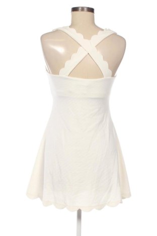 Ruha Marysia, Méret M, Szín Fehér, Ár 43 278 Ft