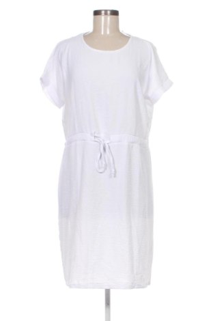 Kleid Metrofive, Größe M, Farbe Weiß, Preis 24,54 €