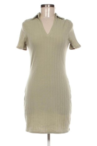 Ruha Missguided, Méret M, Szín Zöld, Ár 10 049 Ft
