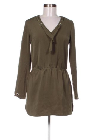 Rochie Mohito, Mărime M, Culoare Verde, Preț 104,26 Lei