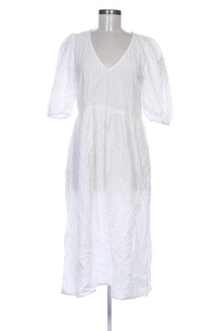 Kleid Monki, Größe S, Farbe Weiß, Preis 41,99 €