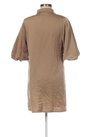 Рокля NEW COLLECTION, Размер L, Цвят Бежов, Цена 25,05 €