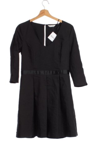 Sukienka Naf Naf, Rozmiar M, Kolor Czarny, Cena 129,99 zł