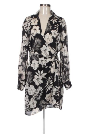 Рокля Pinko, Размер M, Цвят Многоцветен, Цена 104,81 €