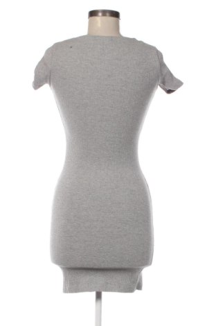 Rochie Pull&Bear, Mărime XS, Culoare Gri, Preț 104,26 Lei