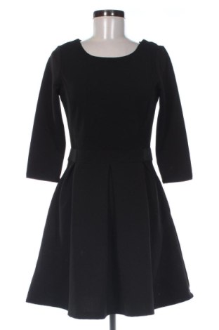 Rochie Reserved, Mărime M, Culoare Negru, Preț 104,00 Lei