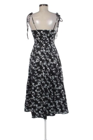 Sukienka SHEIN, Rozmiar S, Kolor Kolorowy, Cena 169,60 zł