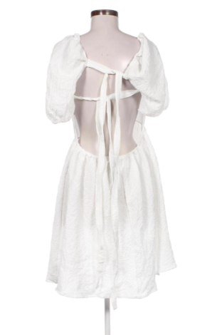 Rochie SHEIN, Mărime XL, Culoare Alb, Preț 41,57 Lei
