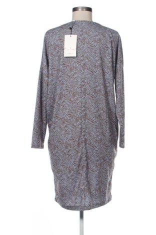 Kleid Saint Tropez, Größe M, Farbe Mehrfarbig, Preis 34,99 €