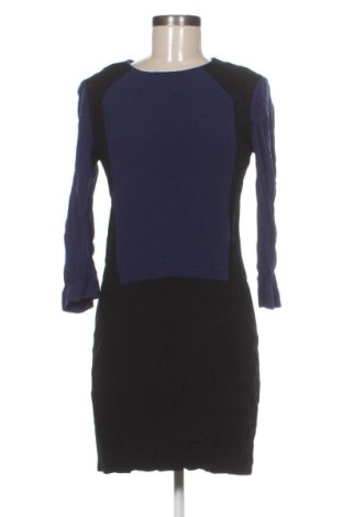 Рокля Sandro, Размер M, Цвят Многоцветен, Цена 66,00 €