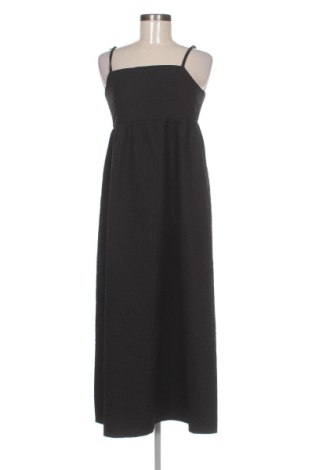 Рокля Sinsay, Размер S, Цвят Черен, Цена 31,70 €