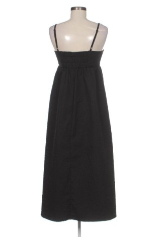 Рокля Sinsay, Размер S, Цвят Черен, Цена 31,70 €