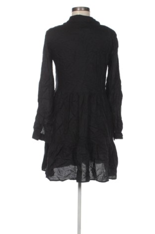 Sukienka Stradivarius, Rozmiar M, Kolor Czarny, Cena 62,99 zł