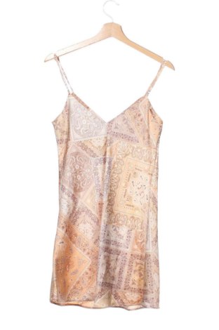 Ruha Stradivarius, Méret S, Szín Sokszínű, Ár 8 244 Ft