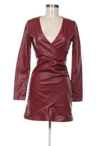 Rochie Stradivarius, Mărime M, Culoare Roșu, Preț 307,99 Lei