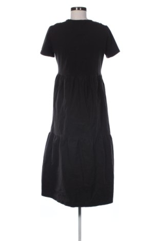 Ruha Stradivarius, Méret M, Szín Fekete, Ár 8 237 Ft