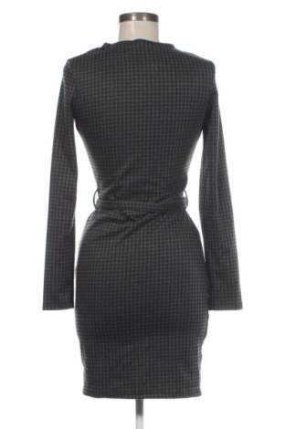 Рокля Terranova, Размер M, Цвят Многоцветен, Цена 20,00 €