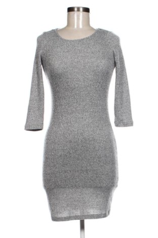 Kleid Terranova, Größe M, Farbe Grau, Preis 10,99 €