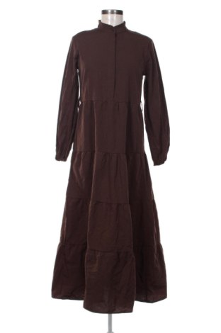 Rochie Trendyol, Mărime S, Culoare Maro, Preț 342,99 Lei