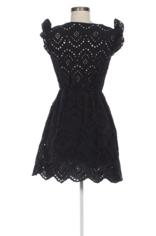 Ruha Unbranded, Méret M, Szín Fekete, Ár 8 264 Ft