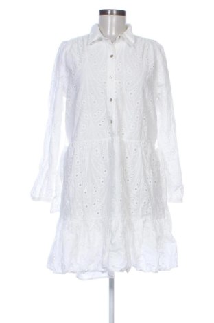 Ruha Unbranded, Méret M, Szín Fehér, Ár 8 264 Ft