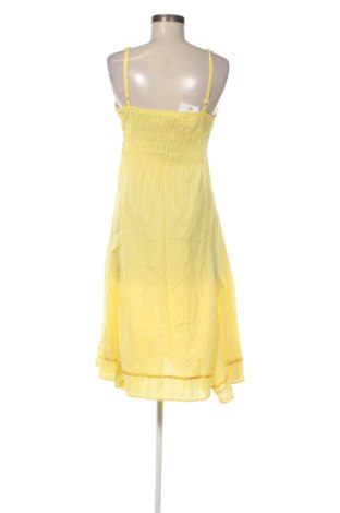 Ruha Unbranded, Méret M, Szín Sárga, Ár 8 264 Ft