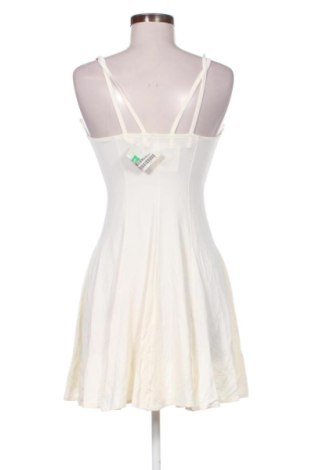 Рокля United Colors Of Benetton, Размер M, Цвят Екрю, Цена 55,00 €