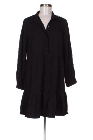 Ruha VILA, Méret L, Szín Fekete, Ár 5 785 Ft
