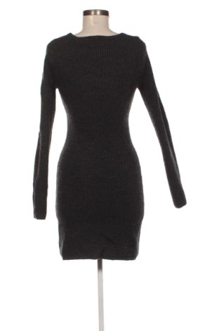 Kleid Xside, Größe M, Farbe Grau, Preis 20,00 €