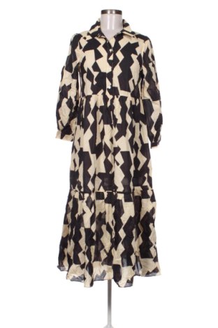 Kleid Zara, Größe M, Farbe Mehrfarbig, Preis 22,99 €