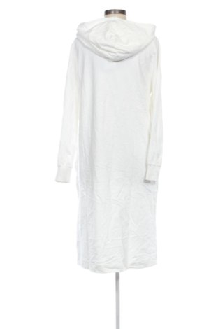 Рокля Zara, Размер M, Цвят Бял, Цена 39,88 €