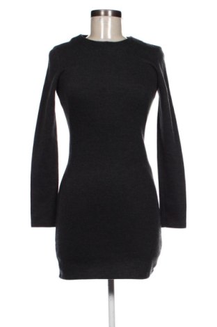 Rochie Zara, Mărime S, Culoare Gri, Preț 85,99 Lei