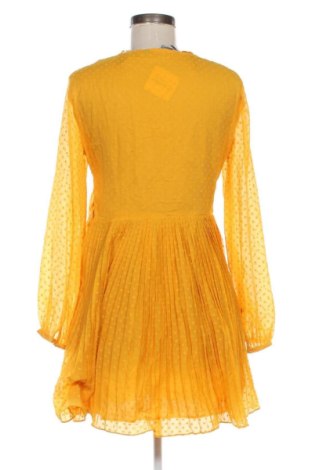 Kleid Zara, Größe M, Farbe Orange, Preis 17,99 €