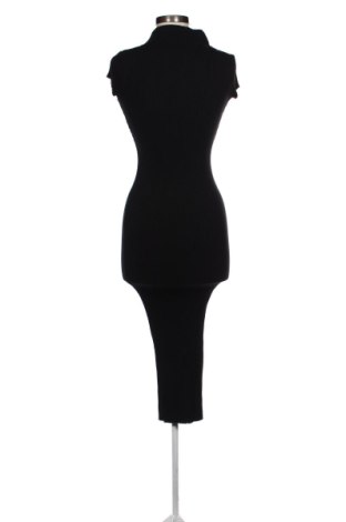 Рокля Zara, Размер XS, Цвят Черен, Цена 33,93 €