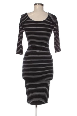 Kleid Zara, Größe XS, Farbe Mehrfarbig, Preis 22,99 €