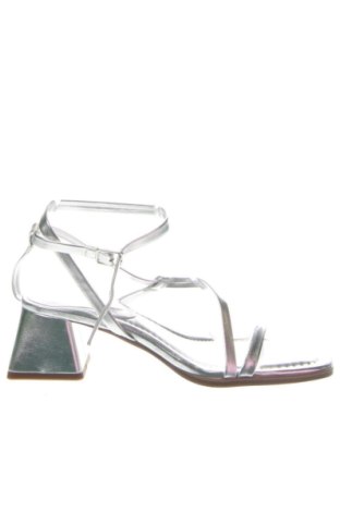 Сандали ASOS, Размер 40, Цвят Сребрист, Цена 48,00 €