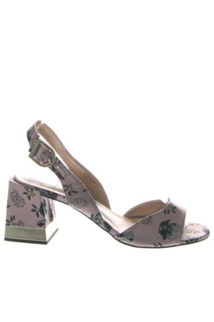 Сандали Charles & Keith, Размер 40, Цвят Многоцветен, Цена 39,00 €