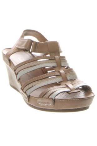 Szandálok Clarks, Méret 38, Szín Sokszínű, Ár 34 711 Ft