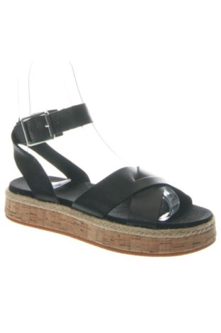 Sandały Clarks, Rozmiar 37, Kolor Czarny, Cena 450,11 zł