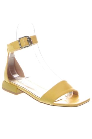 Сандали Solo Donna, Размер 36, Цвят Жълт, Цена 26,09 €