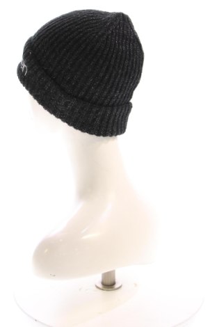 Шапка Calvin Klein, Цвят Многоцветен, Цена 17,39 €