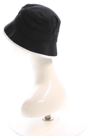 Czapka Calvin Klein Jeans, Kolor Czarny, Cena 93,54 zł