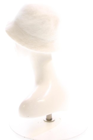 Шапка Unbranded, Цвят Бял, Цена 7,00 €