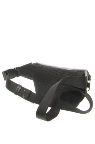 Ledvinka  Calvin Klein, Barva Černá, Cena  1 429,00 Kč