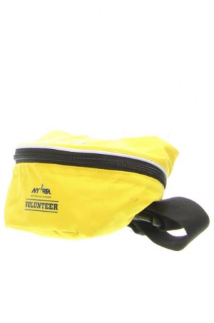 Ledvinka  New Balance, Barva Žlutá, Cena  499,00 Kč