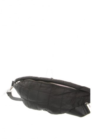 Ledvinka  ONLY, Barva Černá, Cena  329,00 Kč